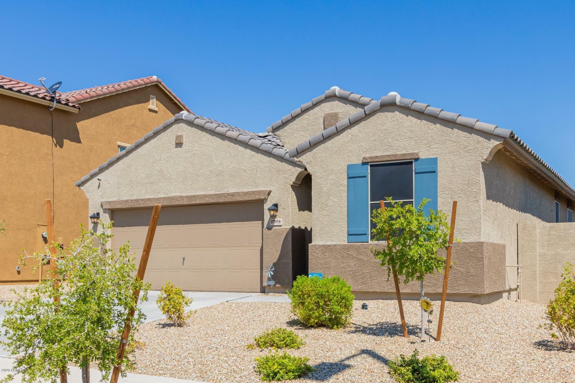 Property Photo:  17958 W Louise Drive  AZ 85387 