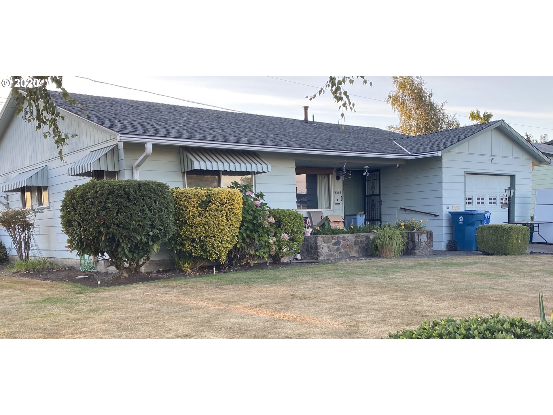 Property Photo: 1805 Sallal Rd OR 97071