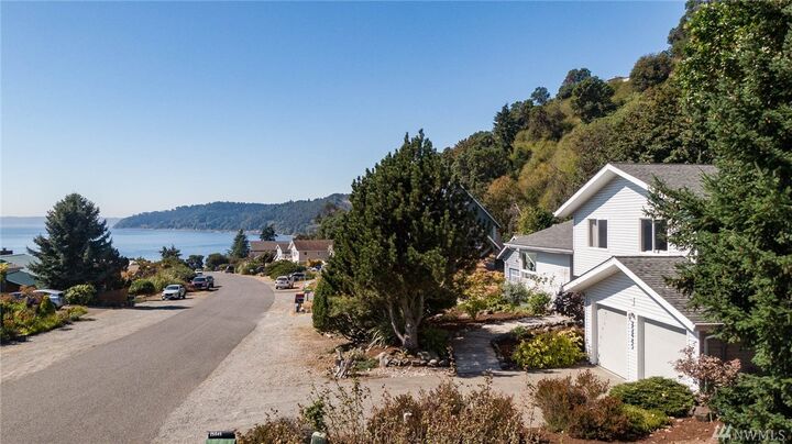 25845 75th Ave SW  Vashon WA 98070 photo