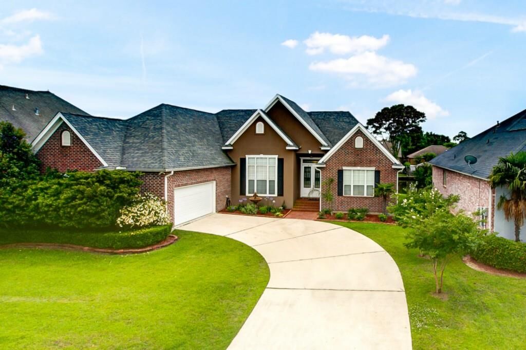 Property Photo: 222 Spinnaker Drive LA 70458