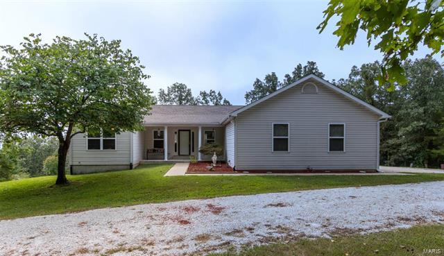 Property Photo: 8 Pine Ridge 63028
