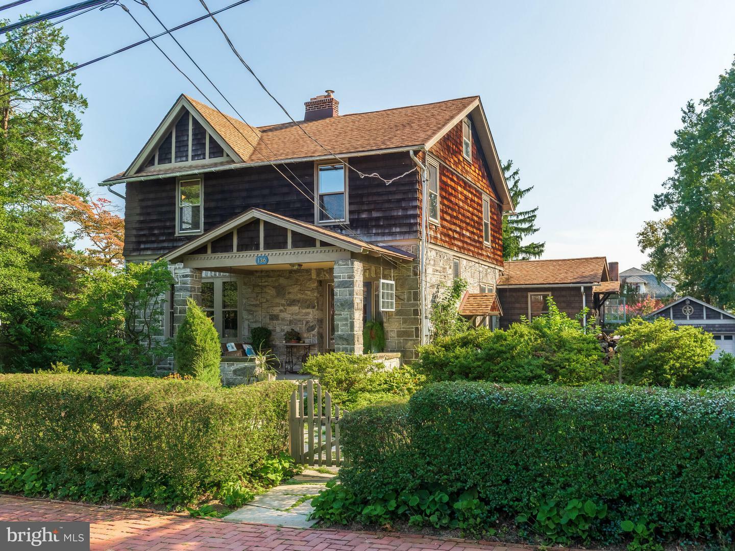 Property Photo: 136 E 6th Street PA 19063