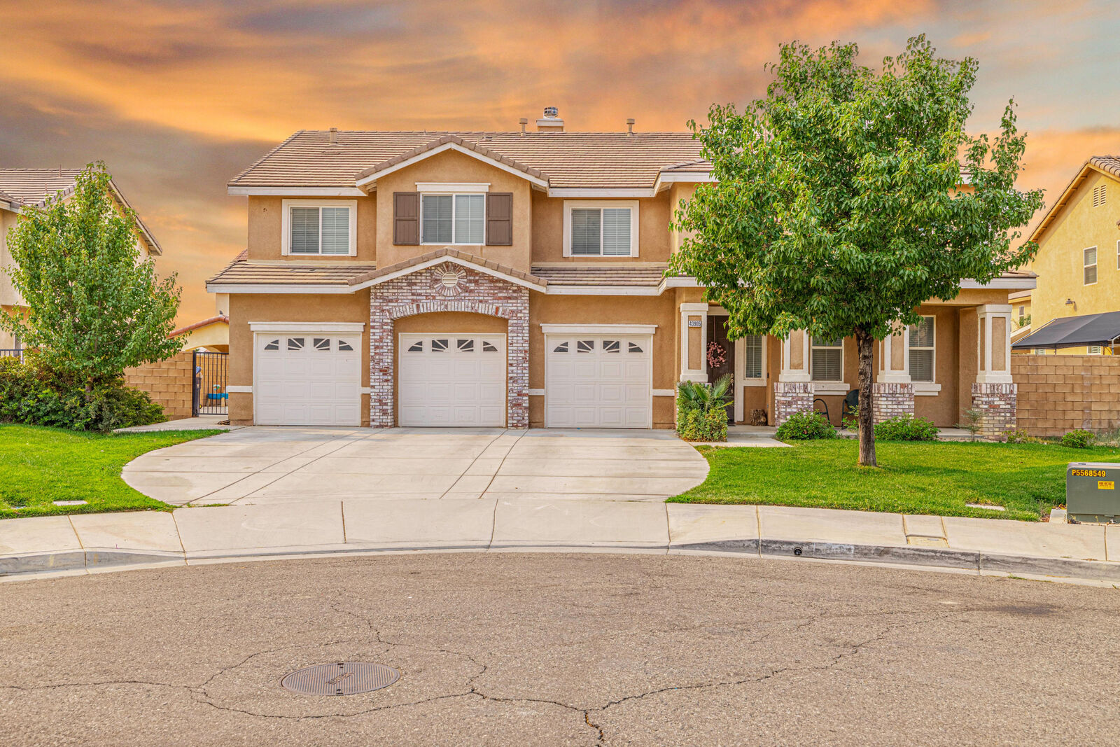 Property Photo:  43905 W 33rd Street  CA 93536 