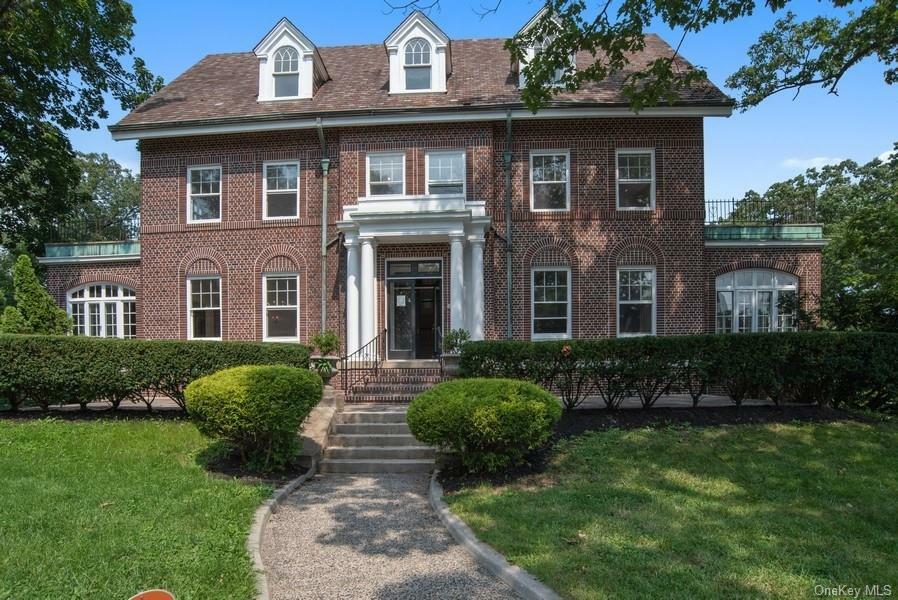 Property Photo:  25 Lanark Road  NY 10705 