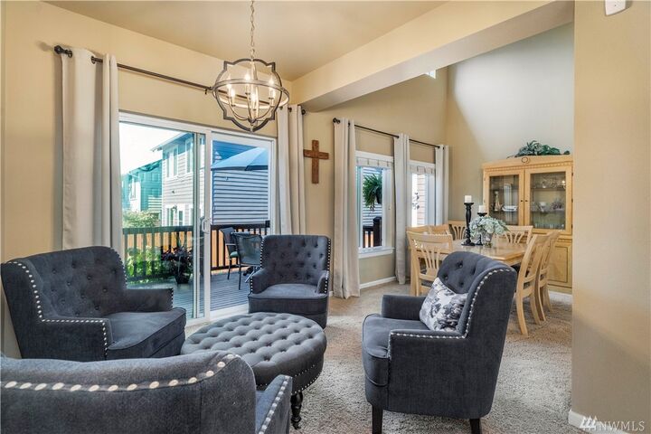 Property Photo: 5021 Elliot Court SE 106 WA 98092