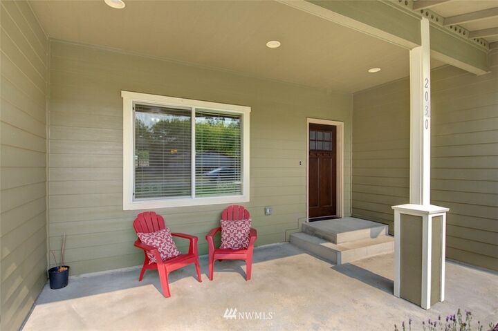 Property Photo: 2030 17th Avenue SE WA 98501