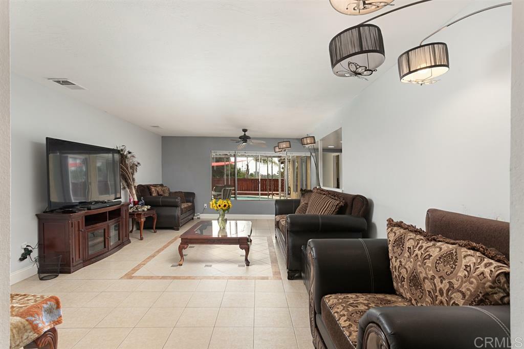 Property Photo: 343 Gail Dr CA 92084