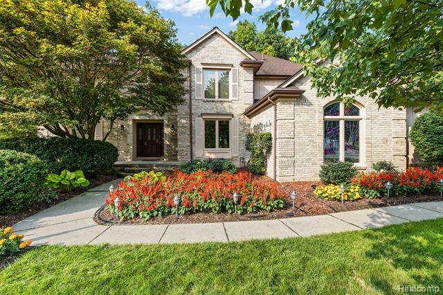 Property Photo: 3753 Newcastle Drive MI 48306