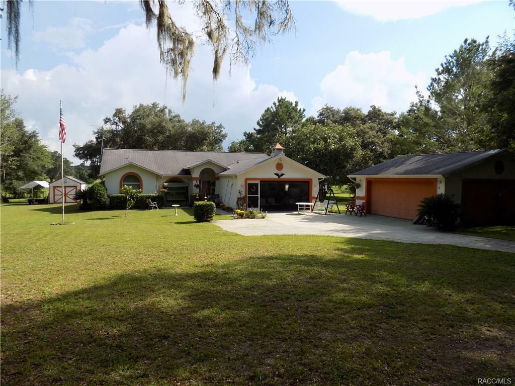 Property Photo:  7430 E April Court  FL 34436 