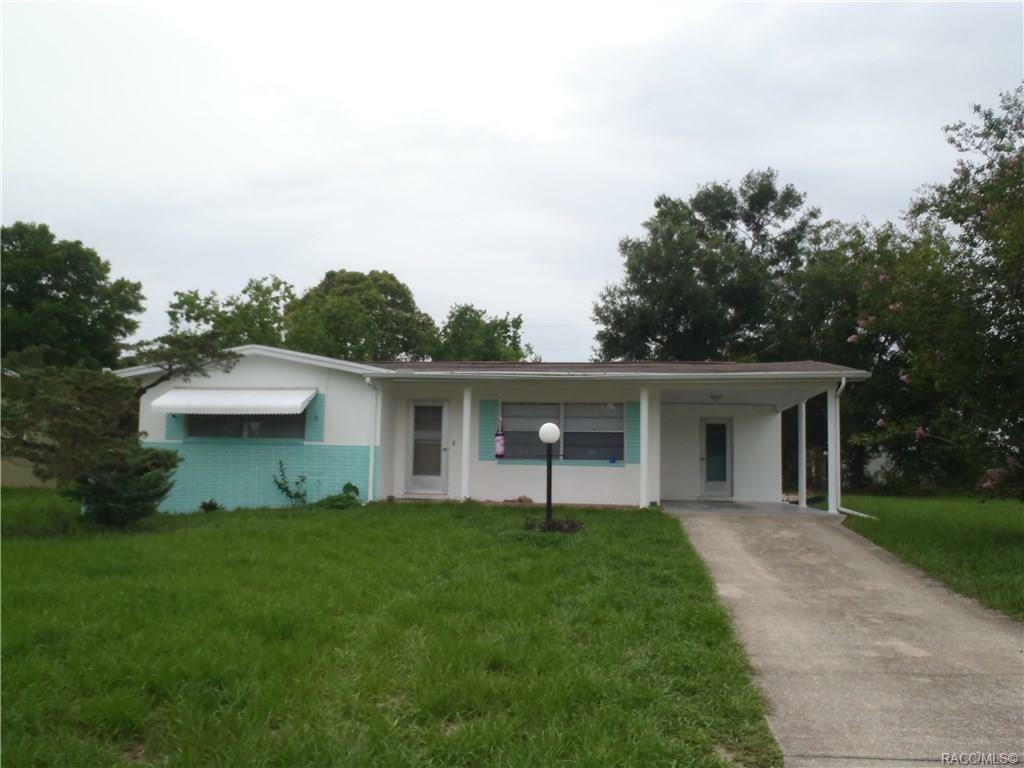 Property Photo:  58 S Lincoln Avenue  FL 34465 