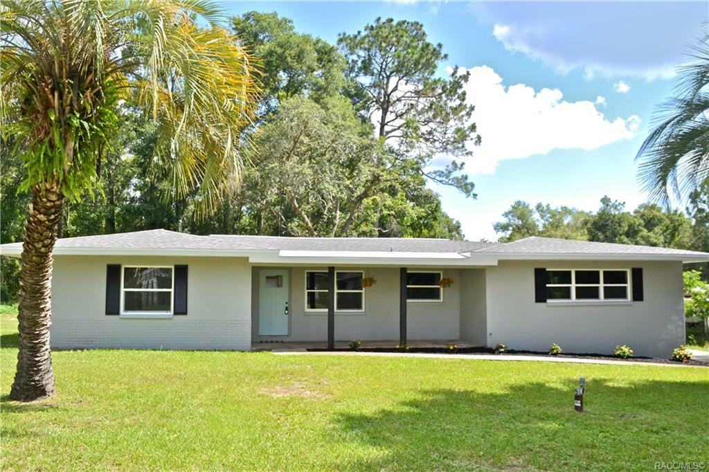 Property Photo:  6261 E Tudor Street  FL 34452 