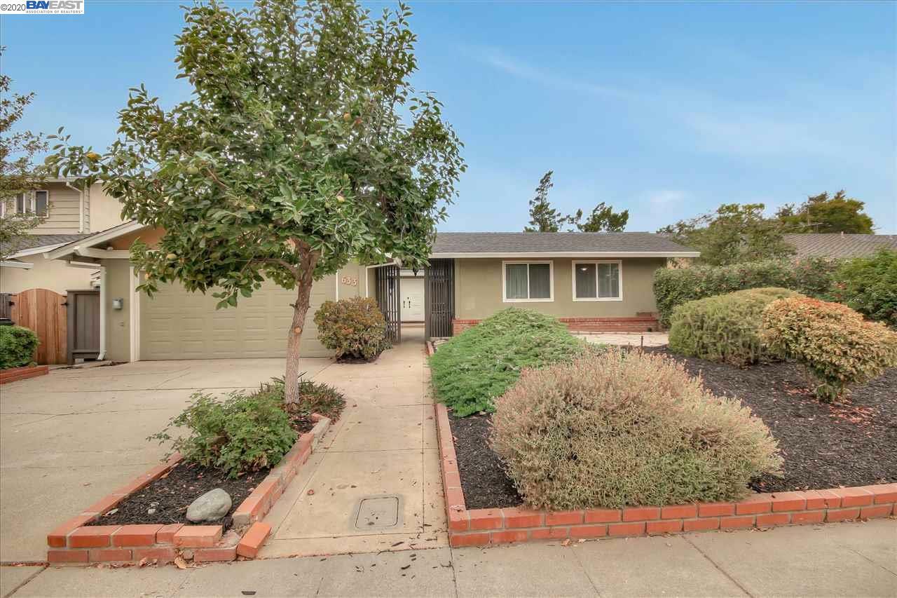 Property Photo:  633 Catalina Dr  CA 94550 