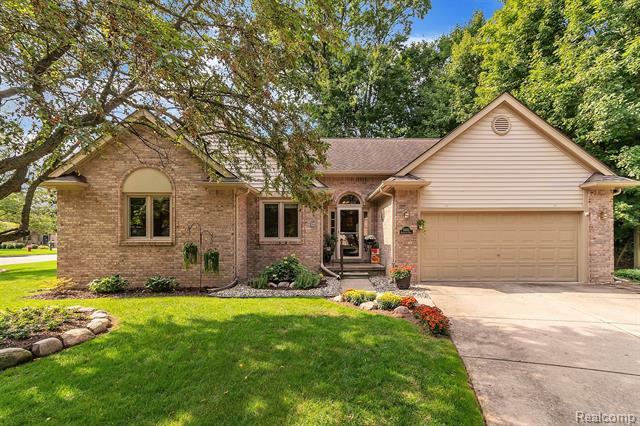 Property Photo:  15523 Forestview Drive  MI 48170 