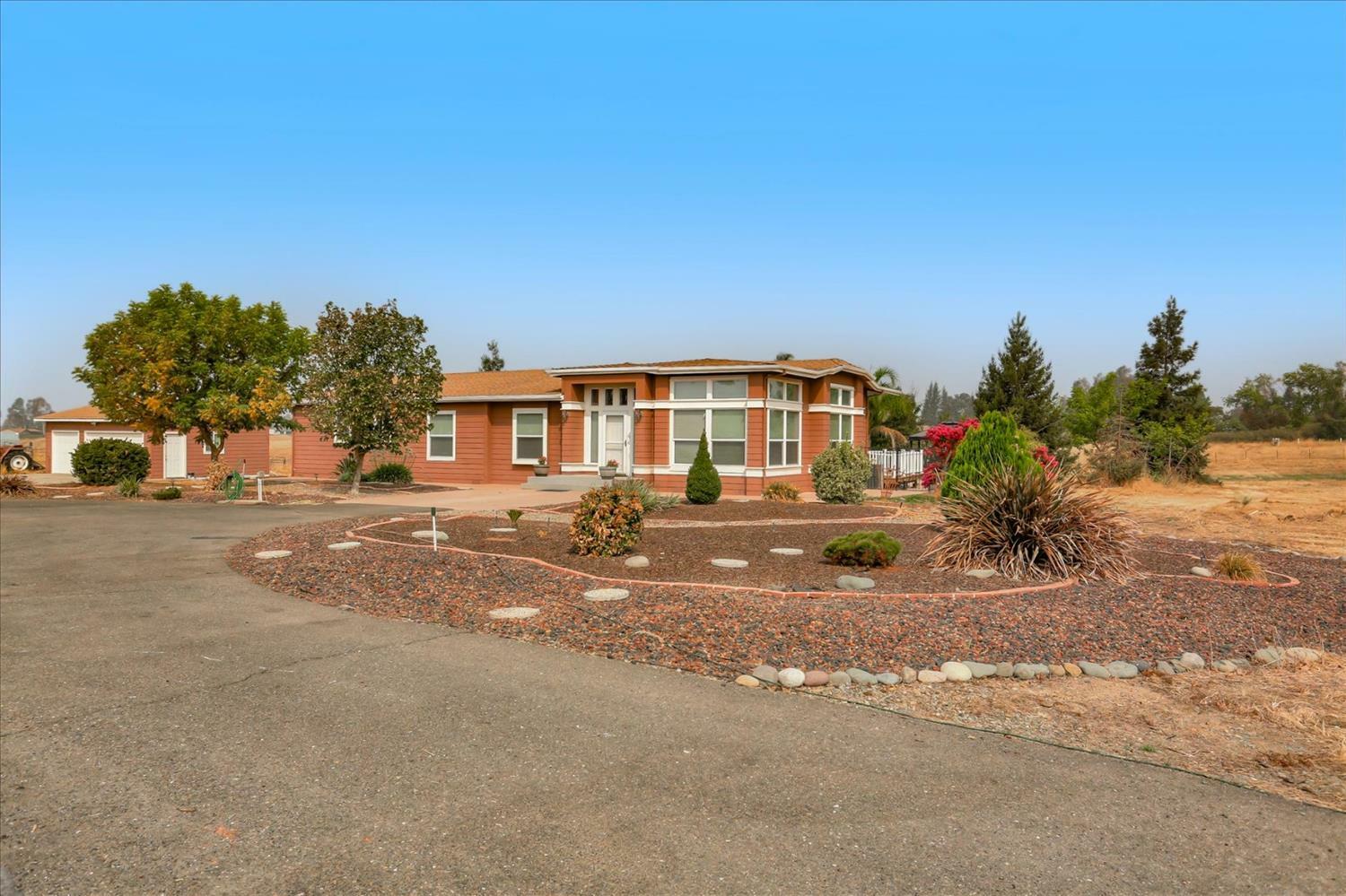 Property Photo:  11801 Colony Hill Lane  CA 95693 