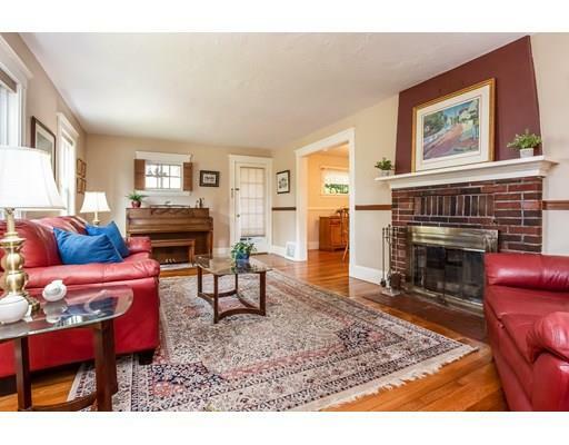 Property Photo:  86 Willow Street  MA 02090 