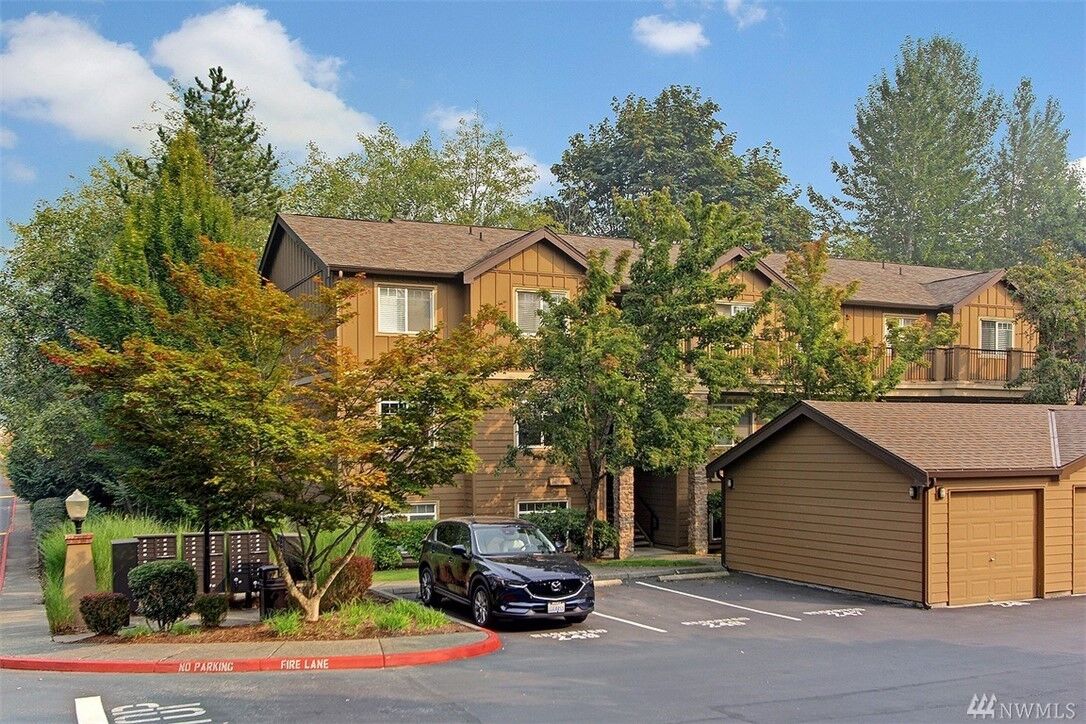 Property Photo:  18930 Bothell Everett Hwy V102  WA 98012 