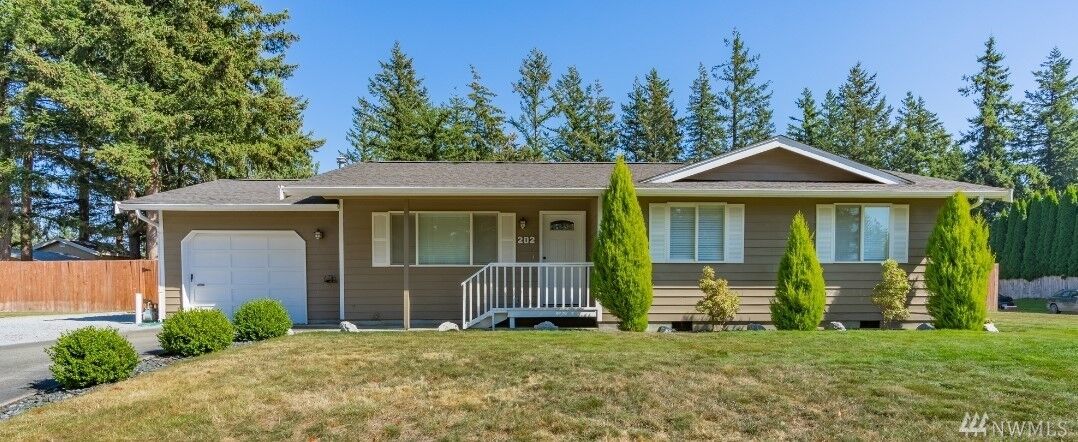 Property Photo:  202  Cashmere Lane  WA 98247 
