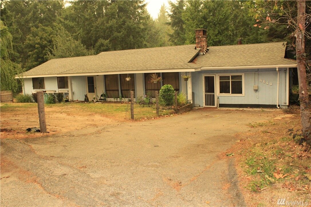 Property Photo:  4640  Pine Avenue NE  WA 98310 