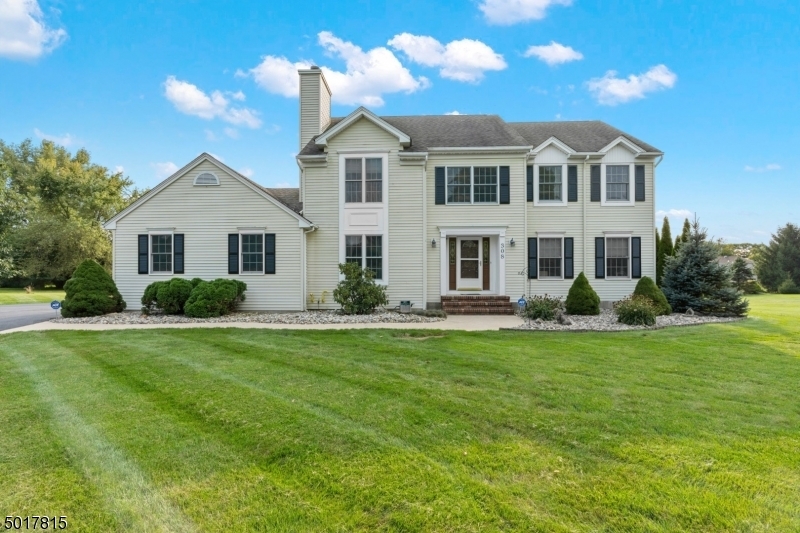 Property Photo:  308 Meadow Run  NJ 08886 