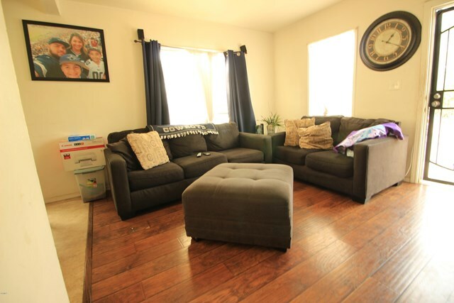 Property Photo:  560 N Anita Avenue  CA 93030 