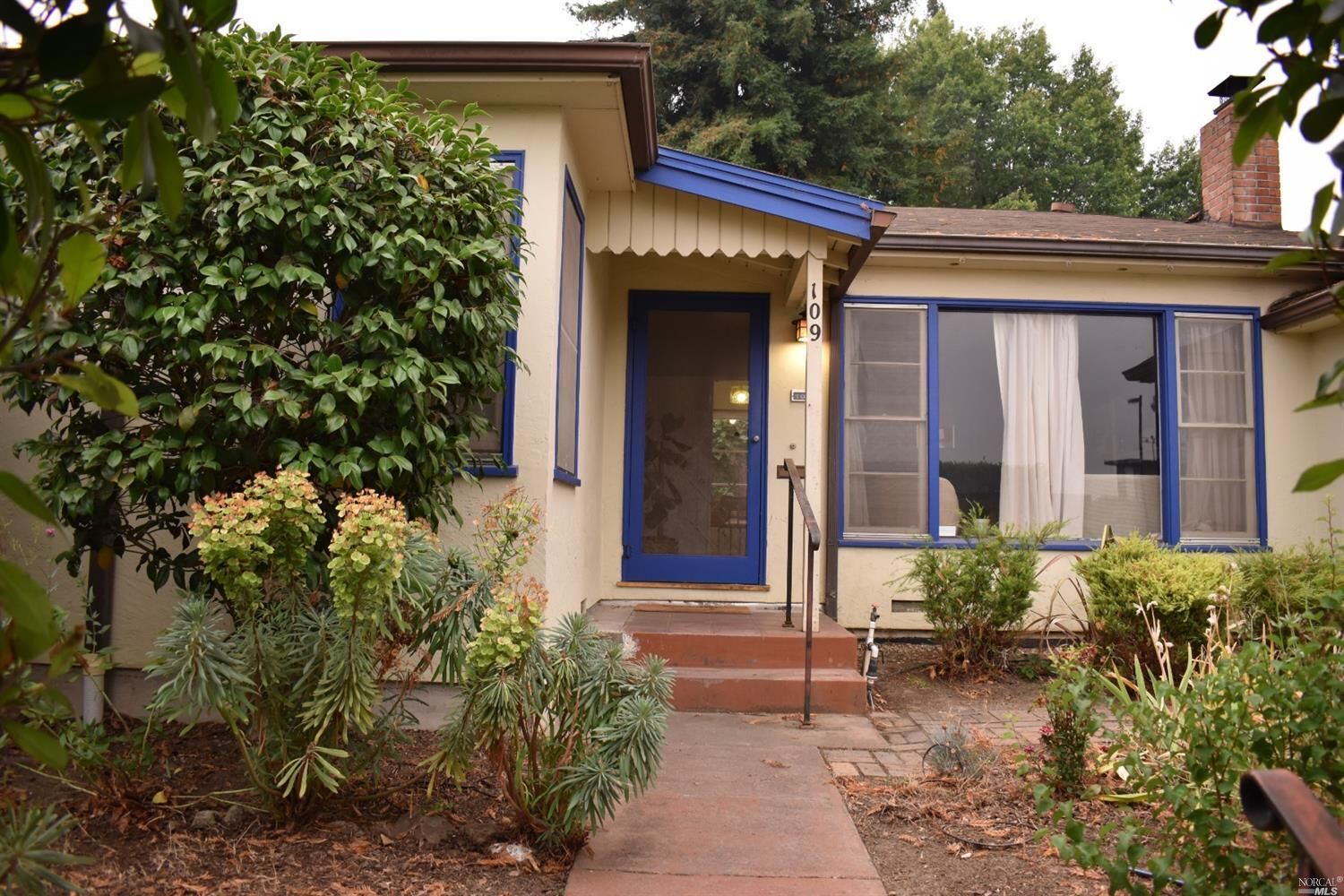 Property Photo: 109 Webster Street CA 94952