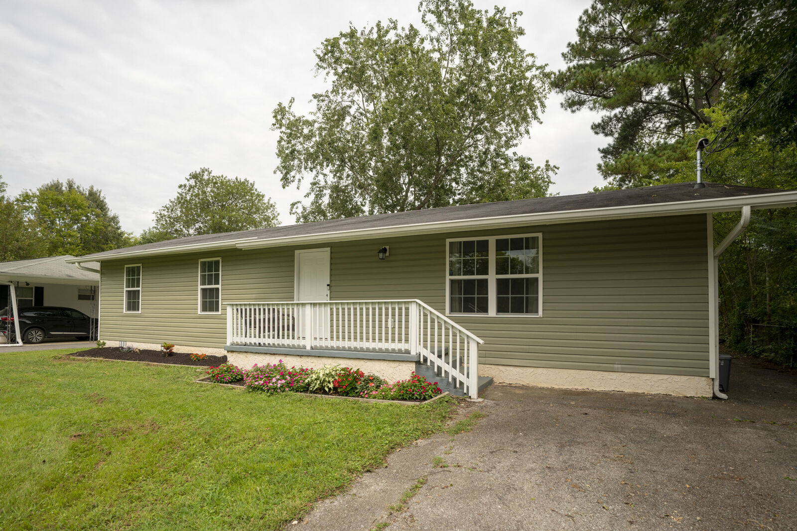 Property Photo:  1310 W Sherry Drive  GA 30741 