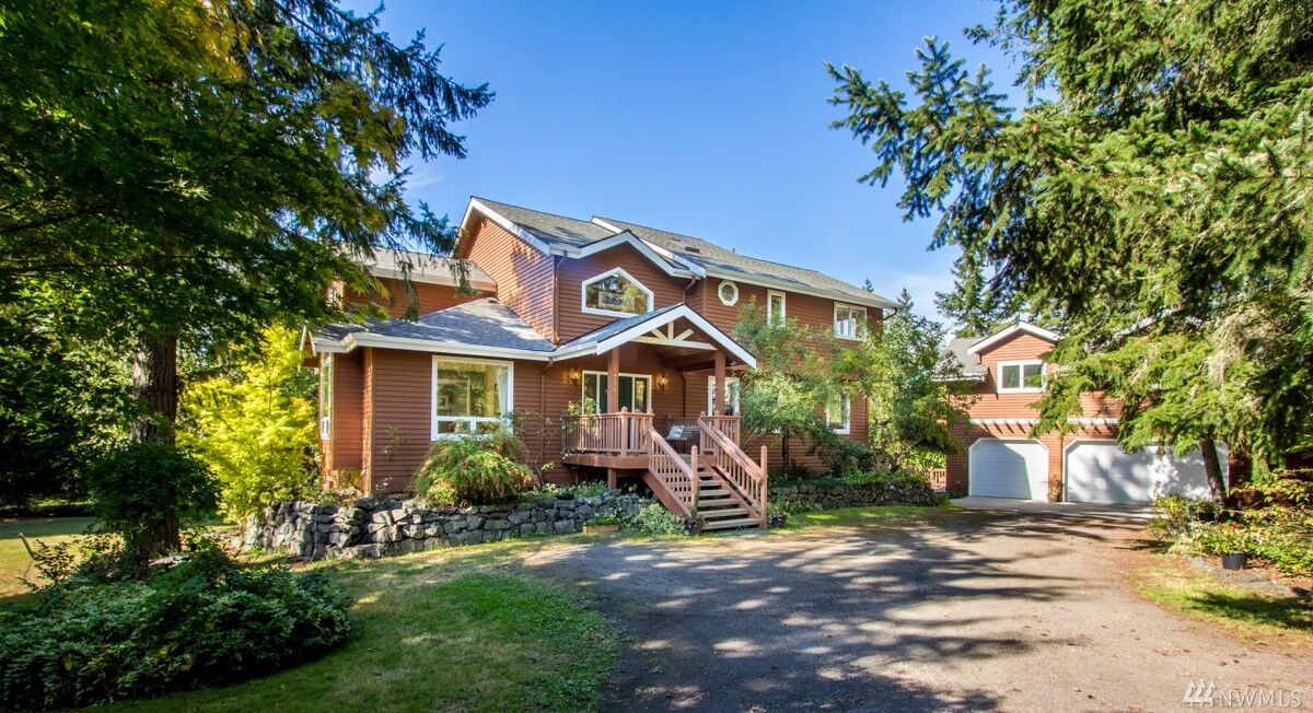 Property Photo: 7416 NE Abies Drive WA 98110