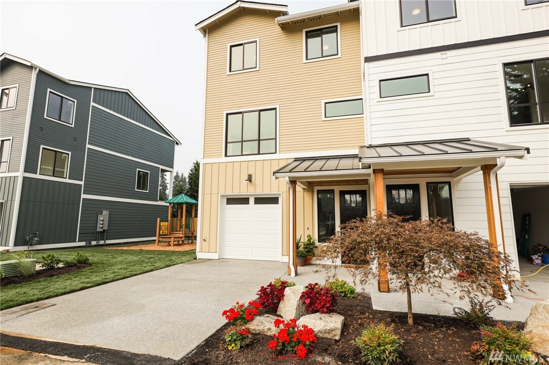 Property Photo: 1201 Pattison Place WA 98272