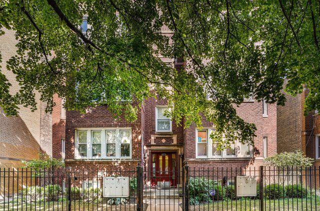 Property Photo: 4639 N Central Park Avenue 3N IL 60625