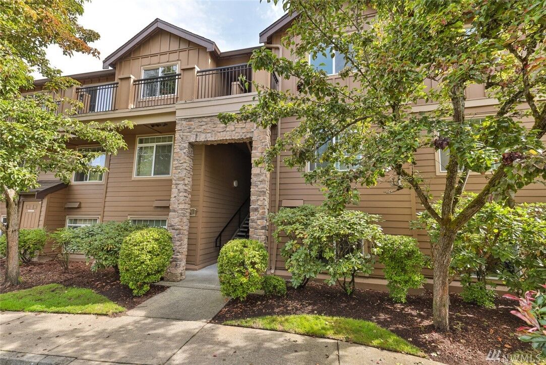 Property Photo: 18930 Bothell Everett Highway U104 WA 98012