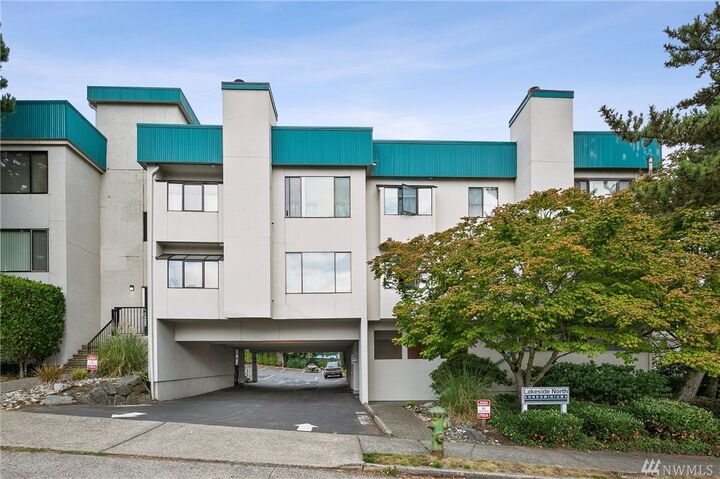 1740 NE 86th St 214  Seattle WA 98115 photo