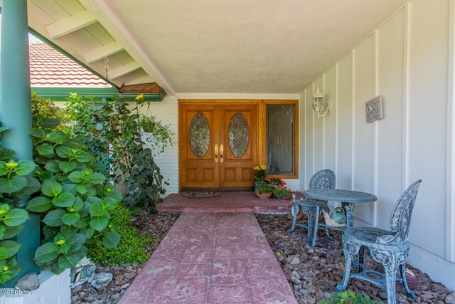 Property Photo:  246 Lucero Street  CA 91360 