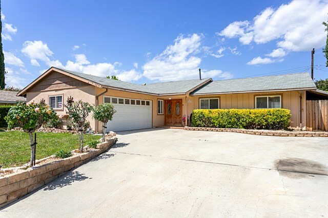 Property Photo:  5279 Katherine Street  CA 93063 