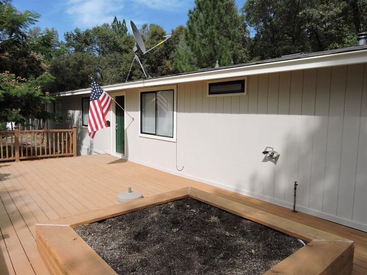 6270 Golden Oak Drive  Placerville CA 95667 photo