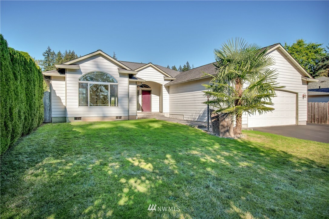 Property Photo:  16 Pacific Place  WA 98632 