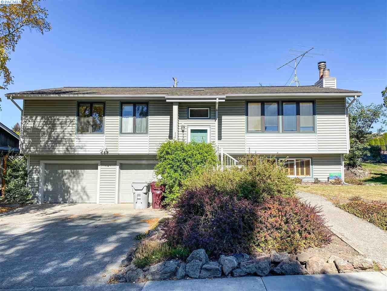 Property Photo: 330 SE Bellevue St. WA 99163