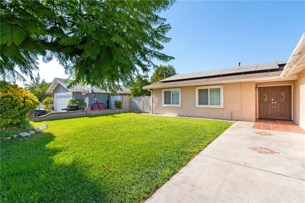 Property Photo:  5170 Draper Street  CA 92505 