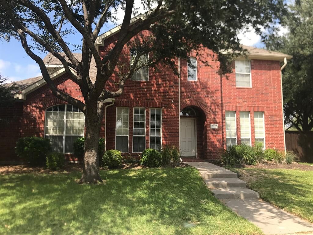 Property Photo: 5500 Pinecrest Court TX 75070