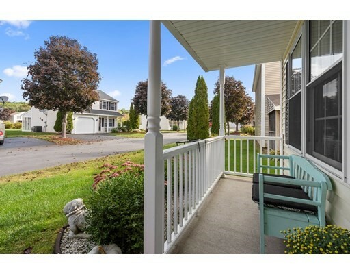 Property Photo: 40 Primrose Cir 40 MA 01876