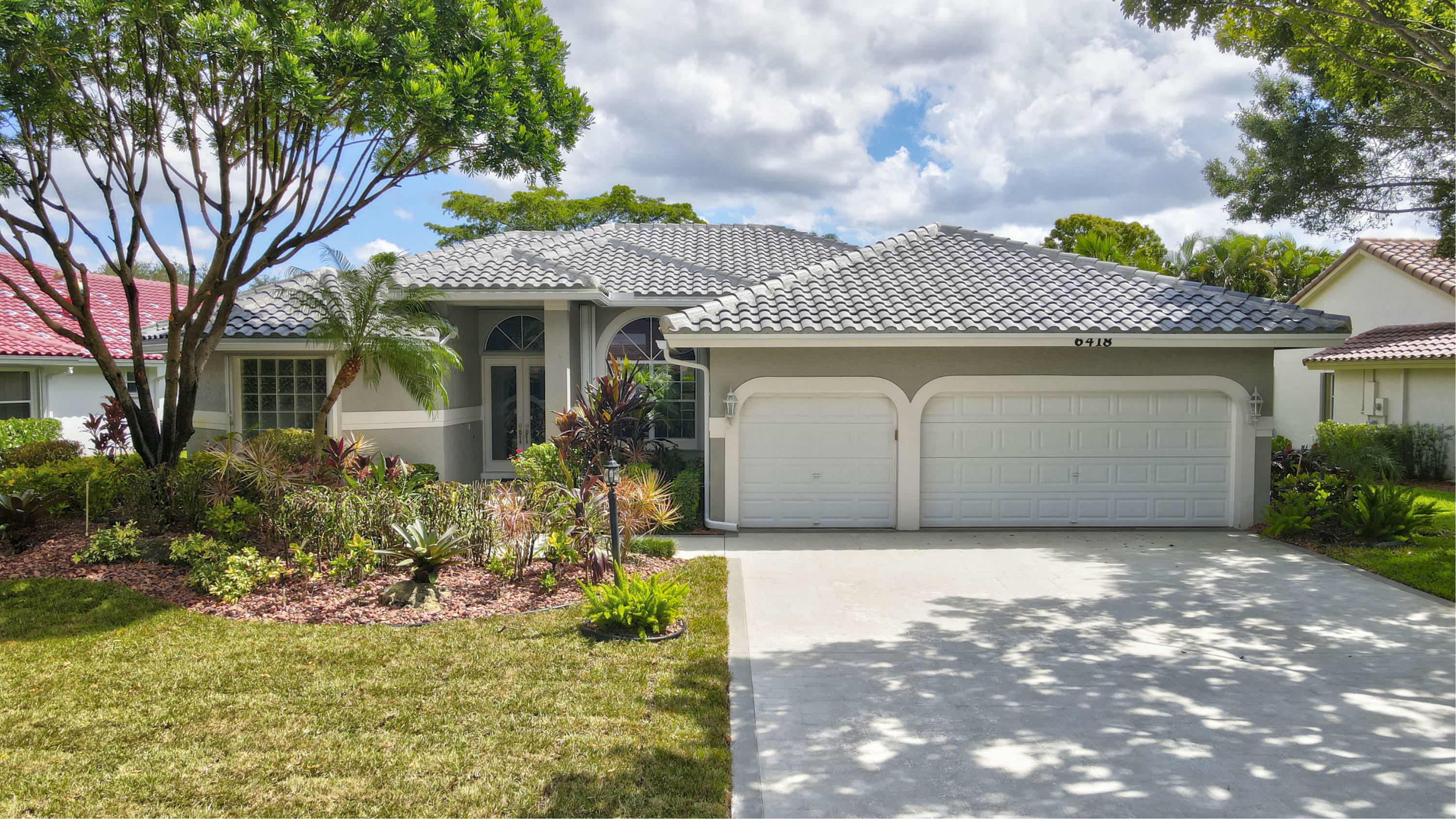 Property Photo:  6418 NW 99th Avenue  FL 33076 