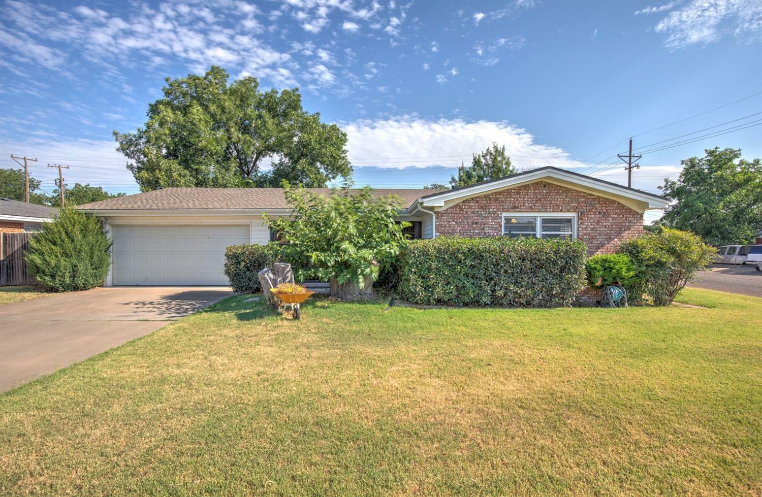 Property Photo:  2302 53rd Street  TX 79412 