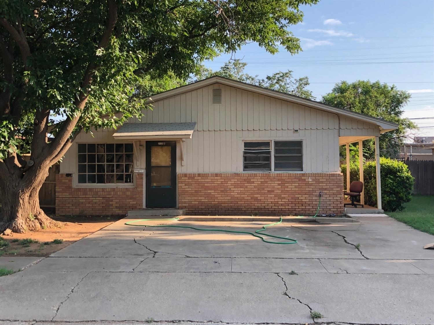 Property Photo:  2120 35th Street  TX 79412 