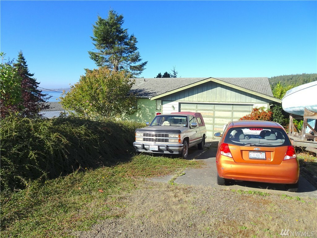 Property Photo:  370 Dennis Blvd  WA 98368 