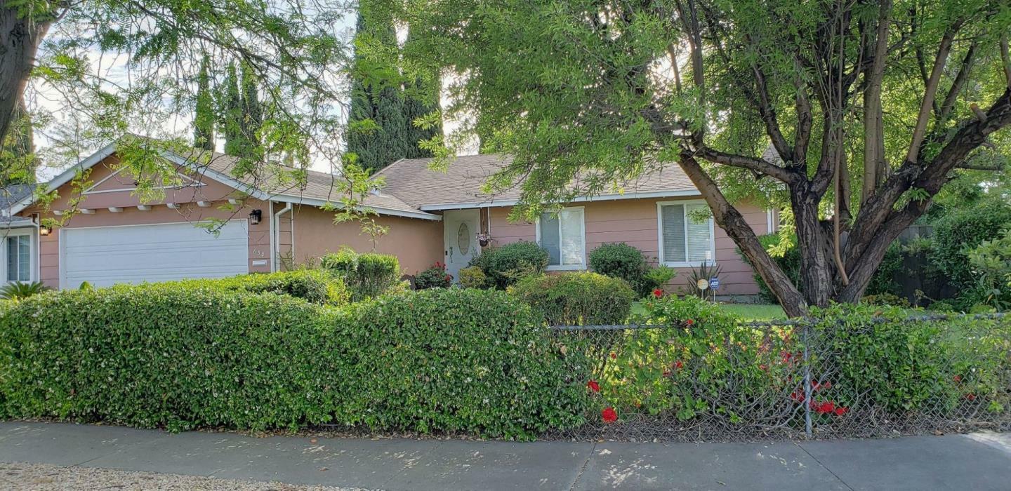 Property Photo:  658 Arrowhead Drive  CA 95123 