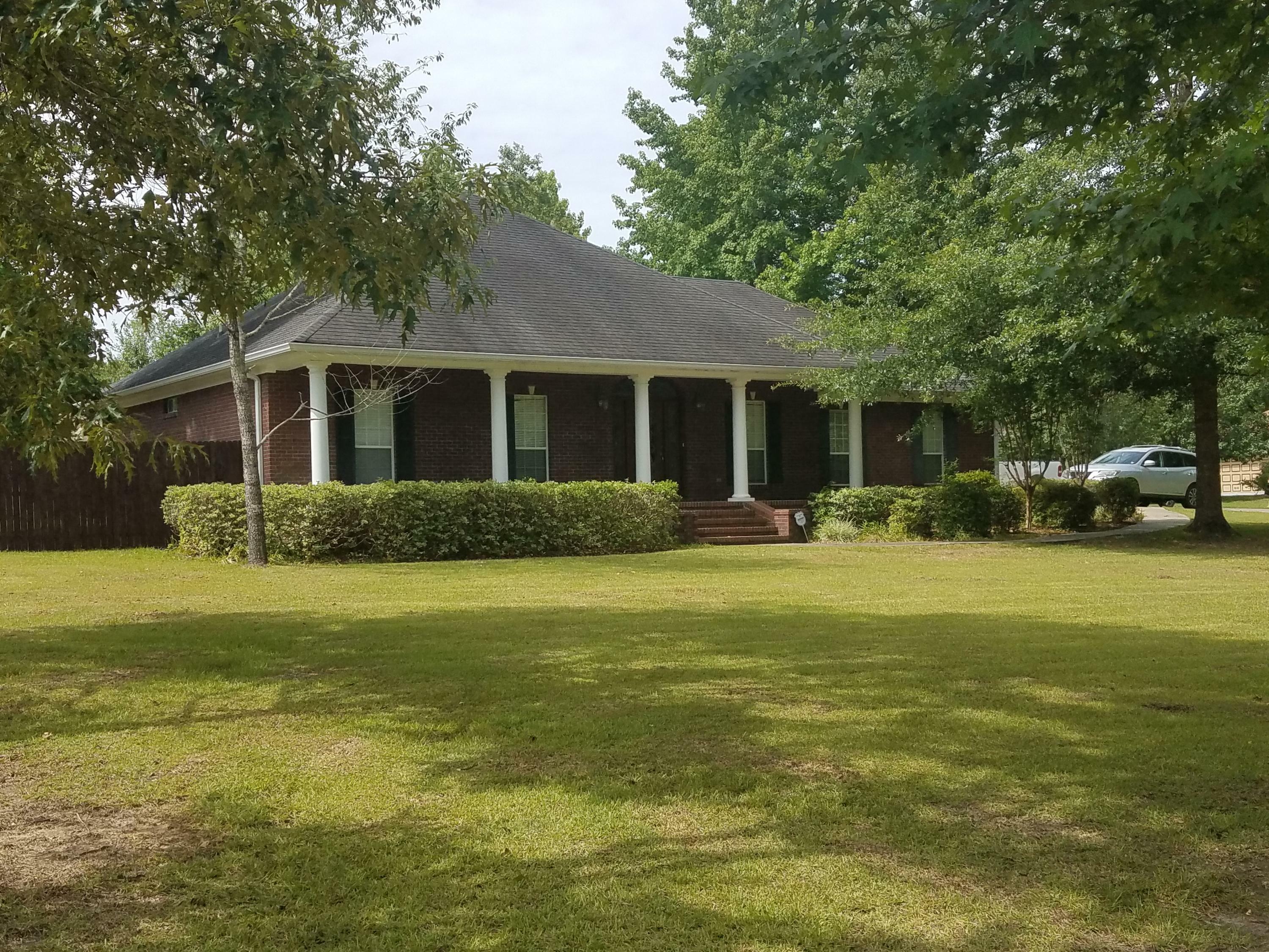 Property Photo:  108 Madison Pl  MS 39402 