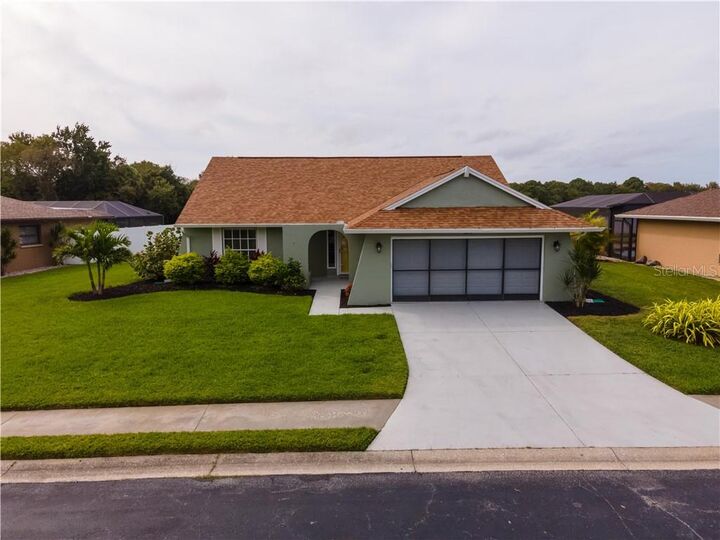Property Photo:  3271 Meadow Run Drive  FL 34293 