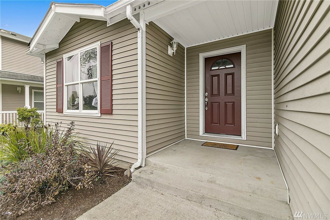 Property Photo:  115 Roberts St NE  WA 98360 