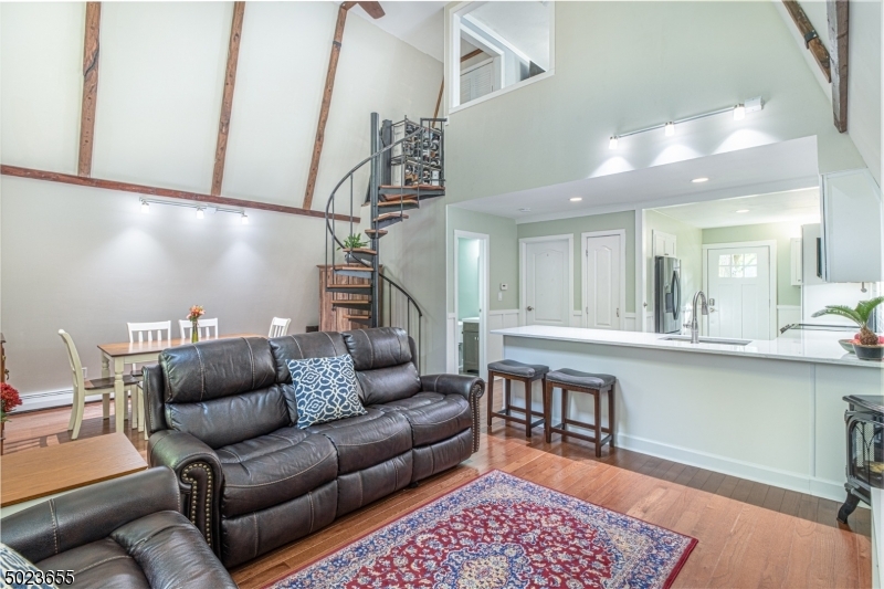 Property Photo:  7 Glen Dr  NJ 07461 