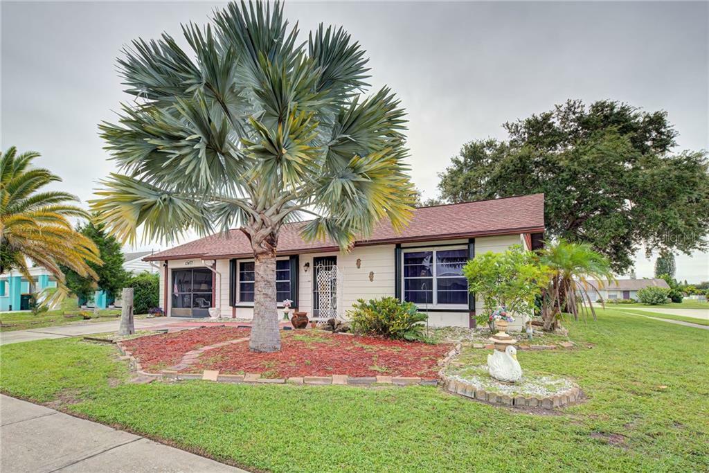 Property Photo:  13477 Martha Avenue  FL 33981 