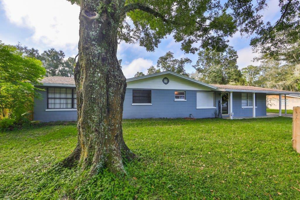 Property Photo:  3736 Deeson Road  FL 33810 